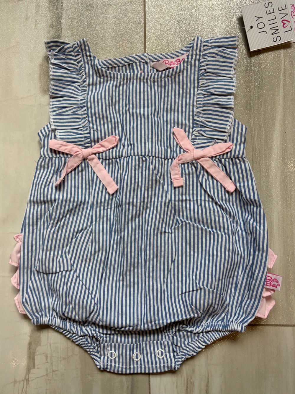 NWT RuffleButts Cotton Blue Seersucker Sleeveless Ruffle Bubble Romper Girl 3-6M